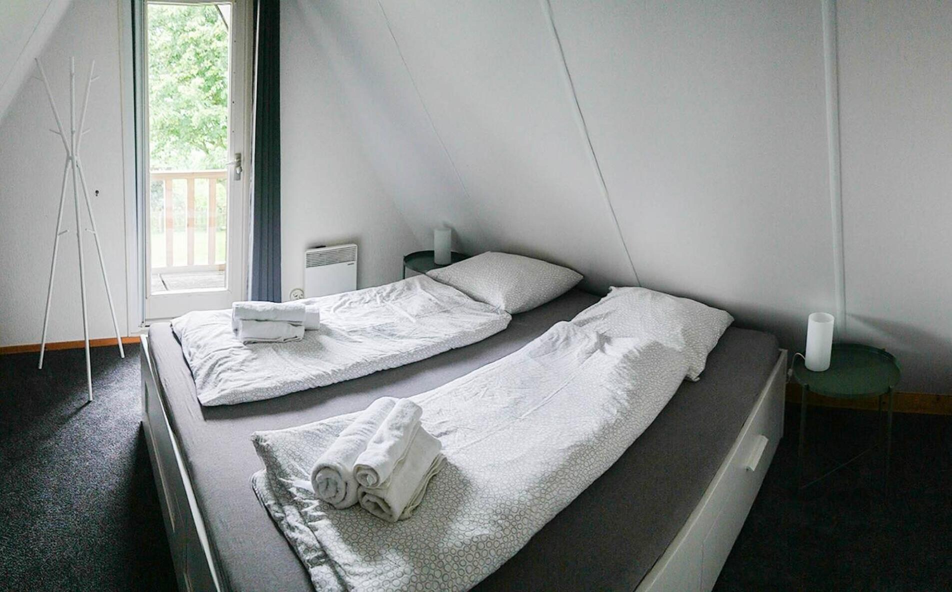 Leonie 6 Pers Holiday Home With A Large Garden Close To The Lauwersmeer Anjum Eksteriør billede